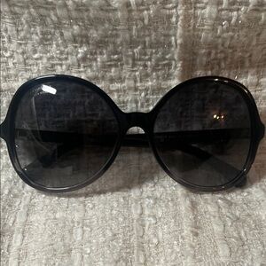 Authentic Chanel polarized Sunglasses black fading gray 5351-A c.1561-S8